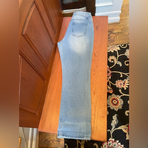 Misslook painted floral distressed jeans - Picture 5 of 6